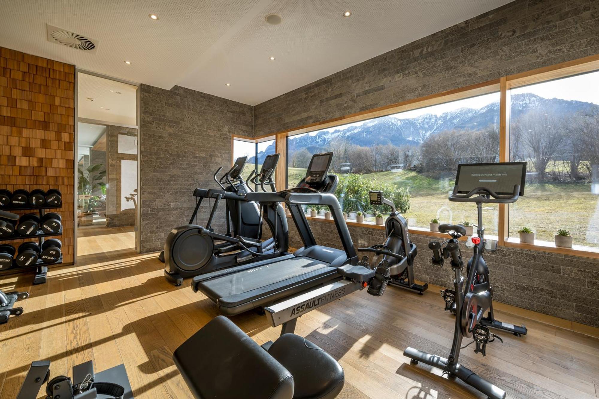Klosterhof - Alpine Hideaway & Spa 巴特莱辛哈尔 外观 照片
